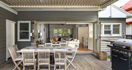 Diamond Retreat by HolidayCo.
