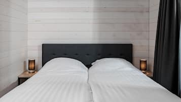 Villa | 4 bedrooms, individually furnished, bed sheets