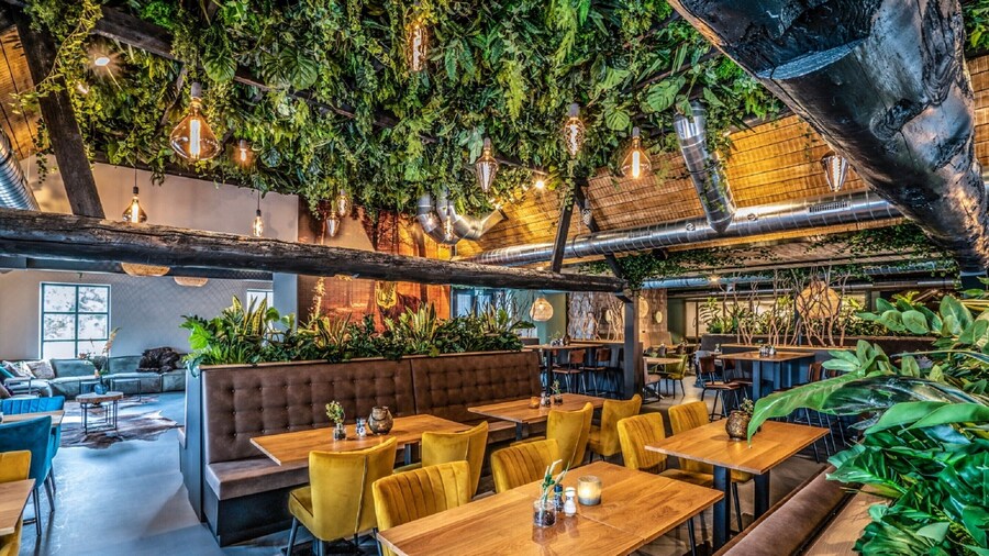 Spacious Villa in Forest Park