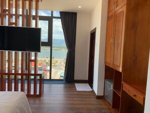 Habitacions insonoritzades, wifi gratuïta i roba de llit