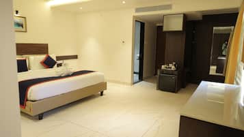 جناح جونيور | أغطية فراش متميزة ومكتب وأسرّة قابلة للطي وواي فاي مجانًا