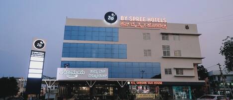 Majoituspaikan julkisivu