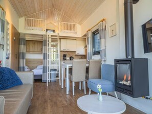 House | Living room - Pet-friendly Getaway in North Holland (West-Graftdijk)