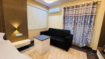 Comfort Room | Free WiFi