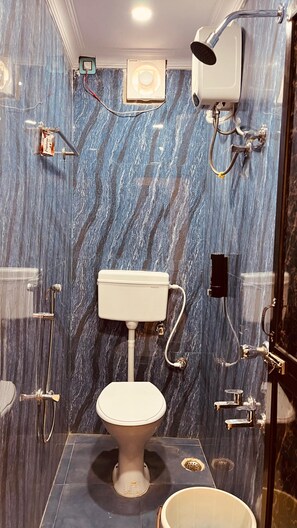 Camera Deluxe | Bagno | Set di cortesia gratuito