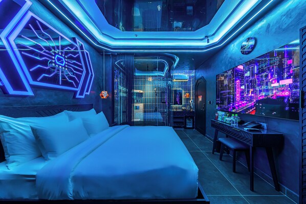 Luxury Suite | Premium bedding, Select Comfort beds, minibar, individually decorated
