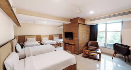 HOTEL HIGH RISE REGENCY