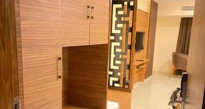 HOTEL HIGH RISE REGENCY