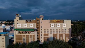 施設の正面