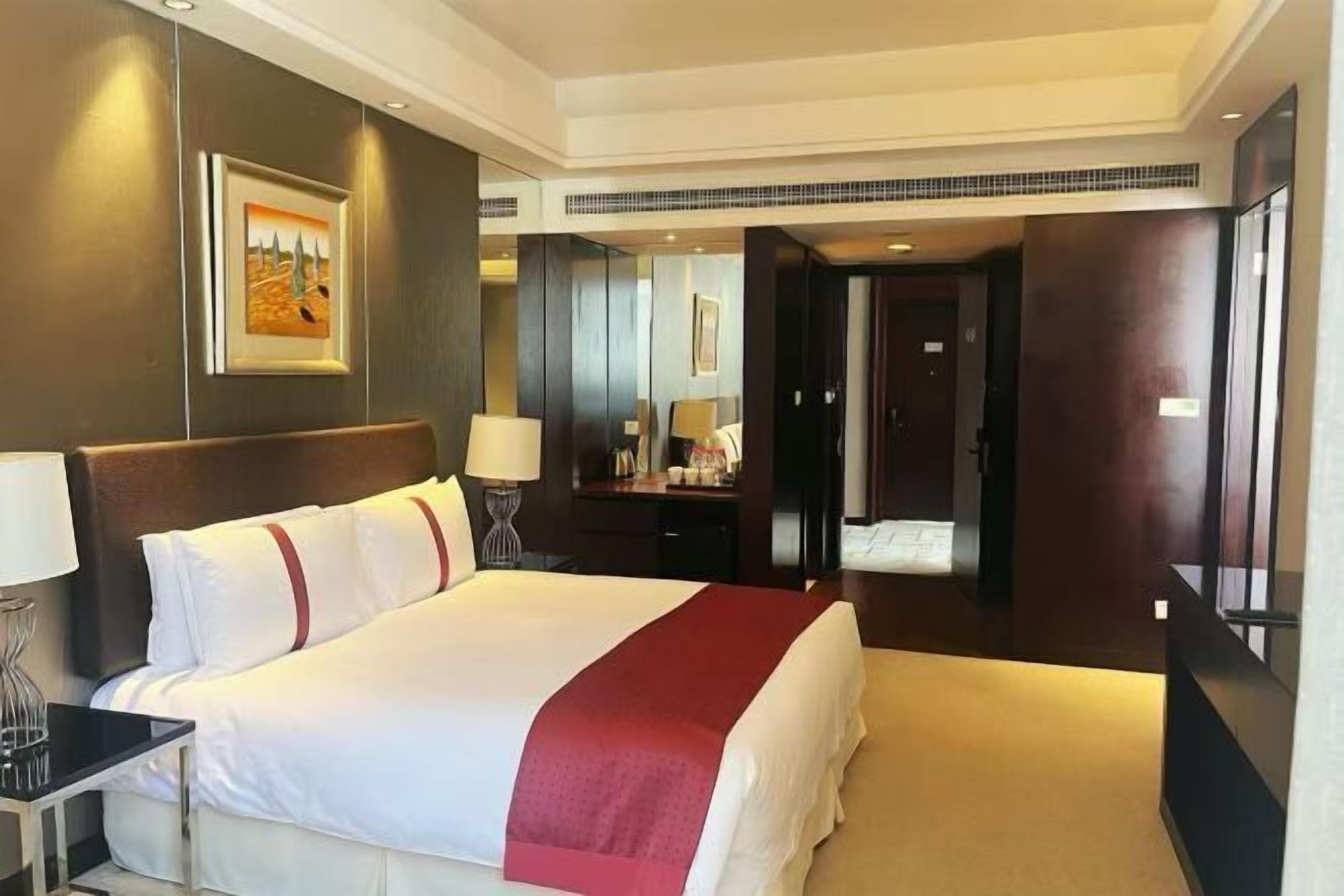 遮光窗帘、隔音、免费 WiFi