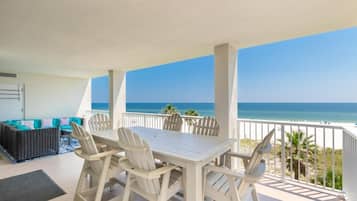 Condo conforto, 3 quartos, sacada, vista para a praia | Sacada