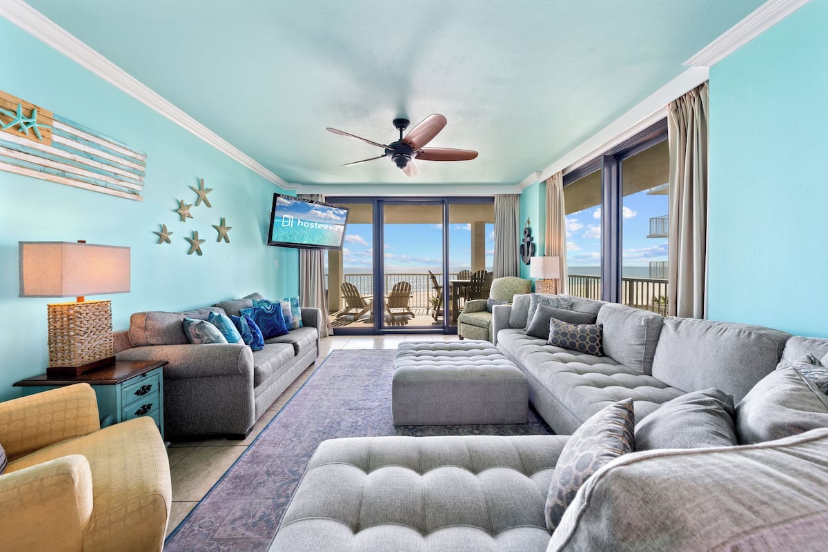 Comfort appartement, 3 slaapkamers, balkon, uitzicht op het strand | Woonkamer