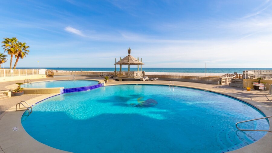 Summer House Beachfront Condos