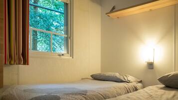 Chalet | 3 bedrooms, individually furnished, bed sheets