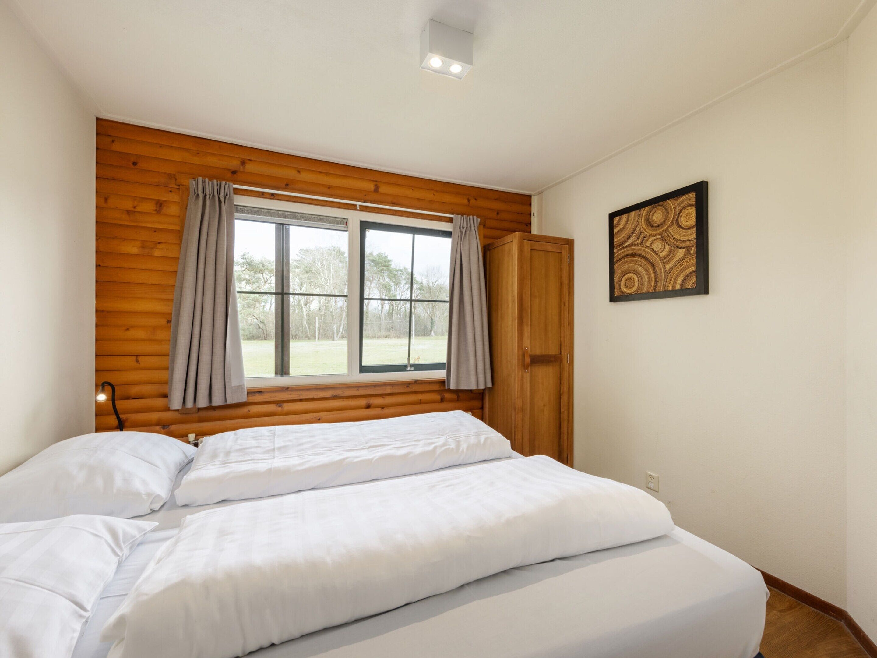 Bungalow | 3 bedrooms, individually furnished, bed sheets