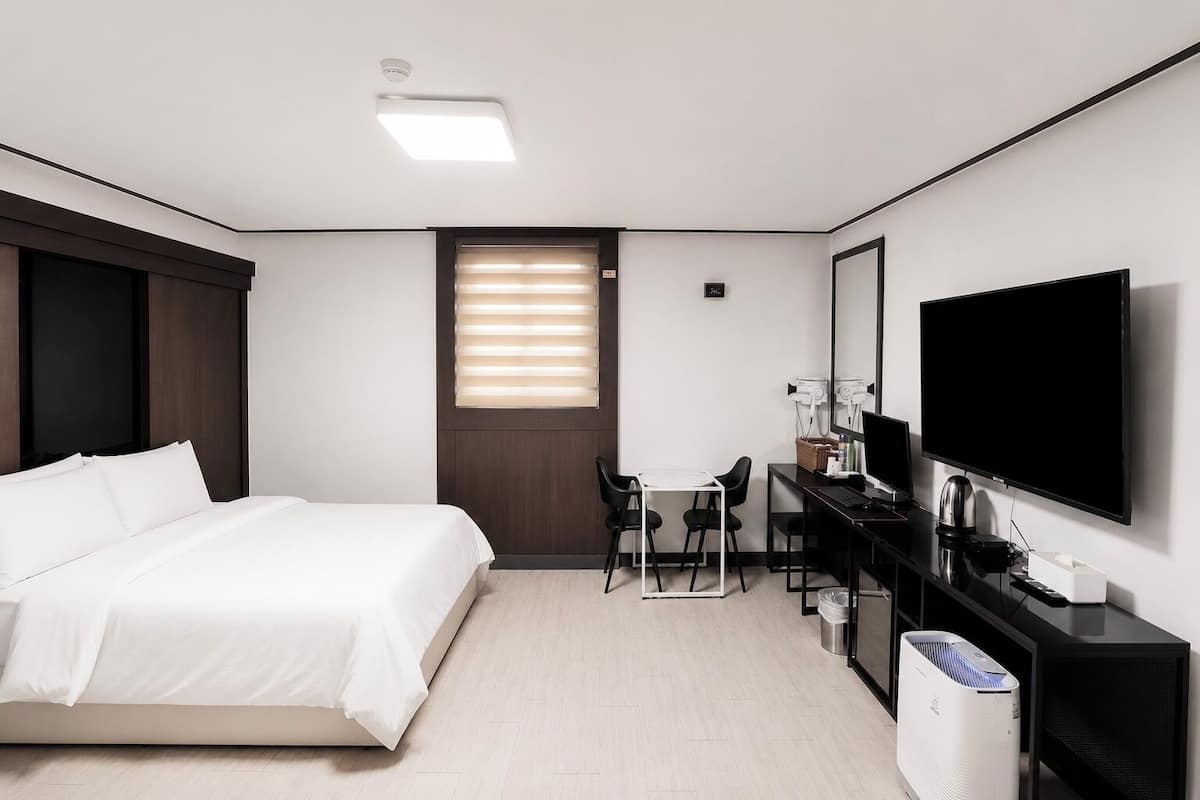 Chambre simple Deluxe | Literie de qualité, accès au Wi-Fi (inclus), literie fournie