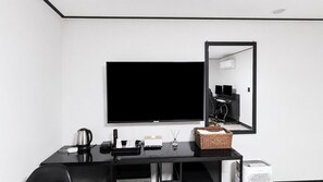 Standard 2PC | Sengetøy av topp kvalitet, wi-fi (inkludert) og sengetøy