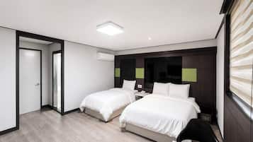 Premium Twin Room | Premium bedding, WiFi (free), bed sheets