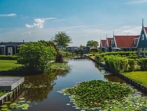 Exterior - Charming Sauna Home Near Alkmaar (West-Graftdijk)