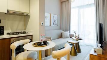 Deluxe Apartment, 1 Bedroom, Balcony, Lake View | Private kitchen | Fridge, oven, stovetop, coffee/tea maker