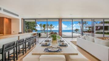 Villa | 12 bedrooms, Internet