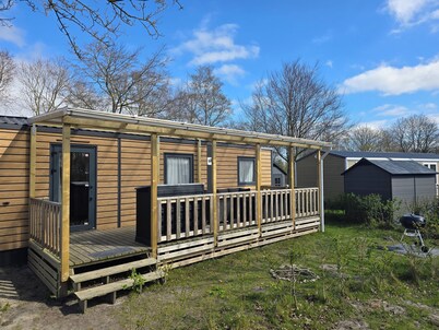 Chalet on the Lauwersmeer