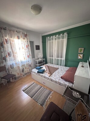 1 habitación, wifi y ropa de cama 