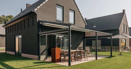 Comfortable Villa With Dishwasher, on a Resort Near the Veerse Meer