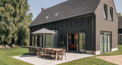 Comfortable Villa With Dishwasher, on a Resort Near the Veerse Meer