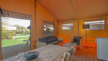 Tent | Dining