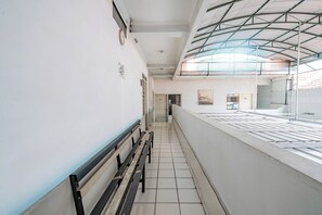 Interior detail - Collection O Hotel Sanira (Bandung)