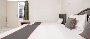 Collection O Hotel Sanira