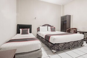 Family Suite | 1 bedroom, desk, laptop workspace, free WiFi - Collection O Hotel Sanira (Bandung)