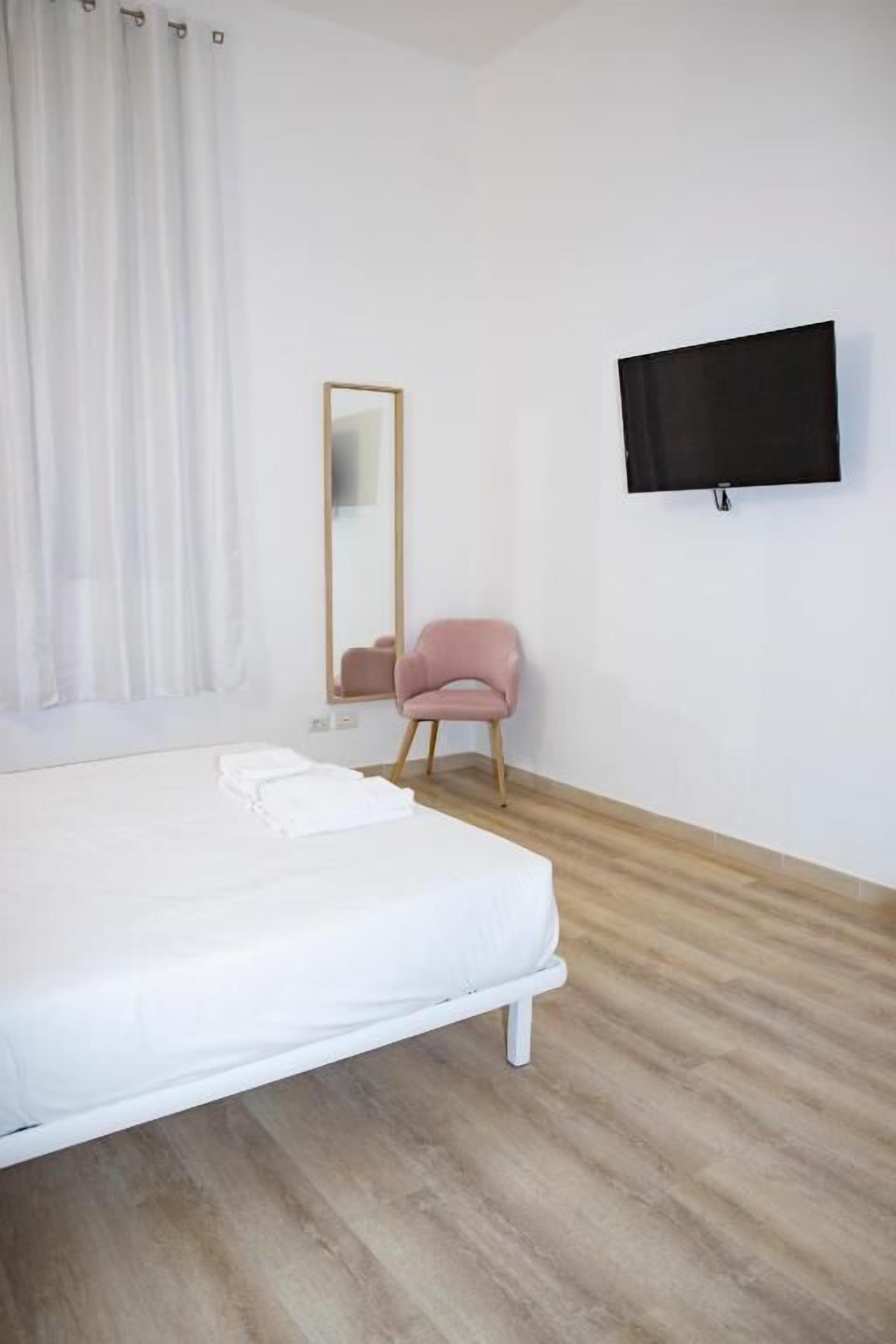 Photo - Easy Milano - Rooms and Apartments Navigli