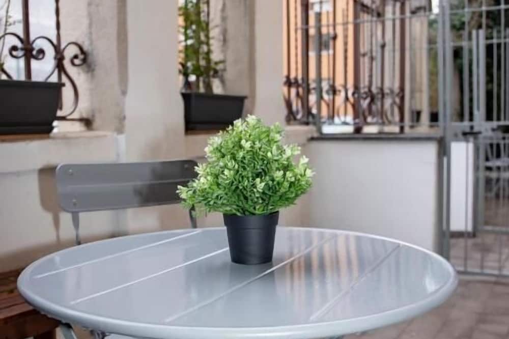 Easy Milano Rooms & Apartments