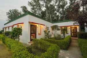 Habitación superior | Fachada del alojamiento