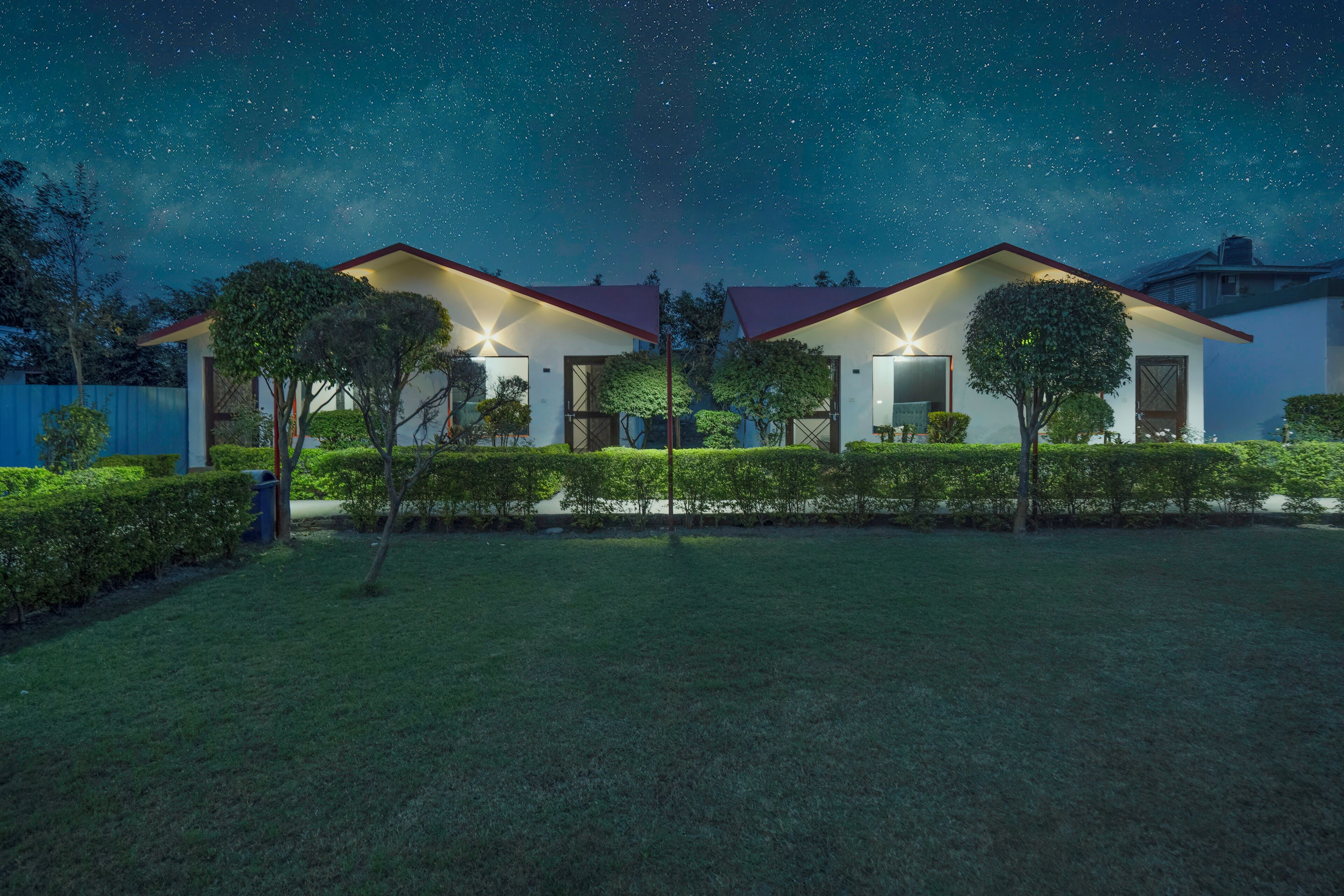 디럭스 더블룸 | 정원 전망