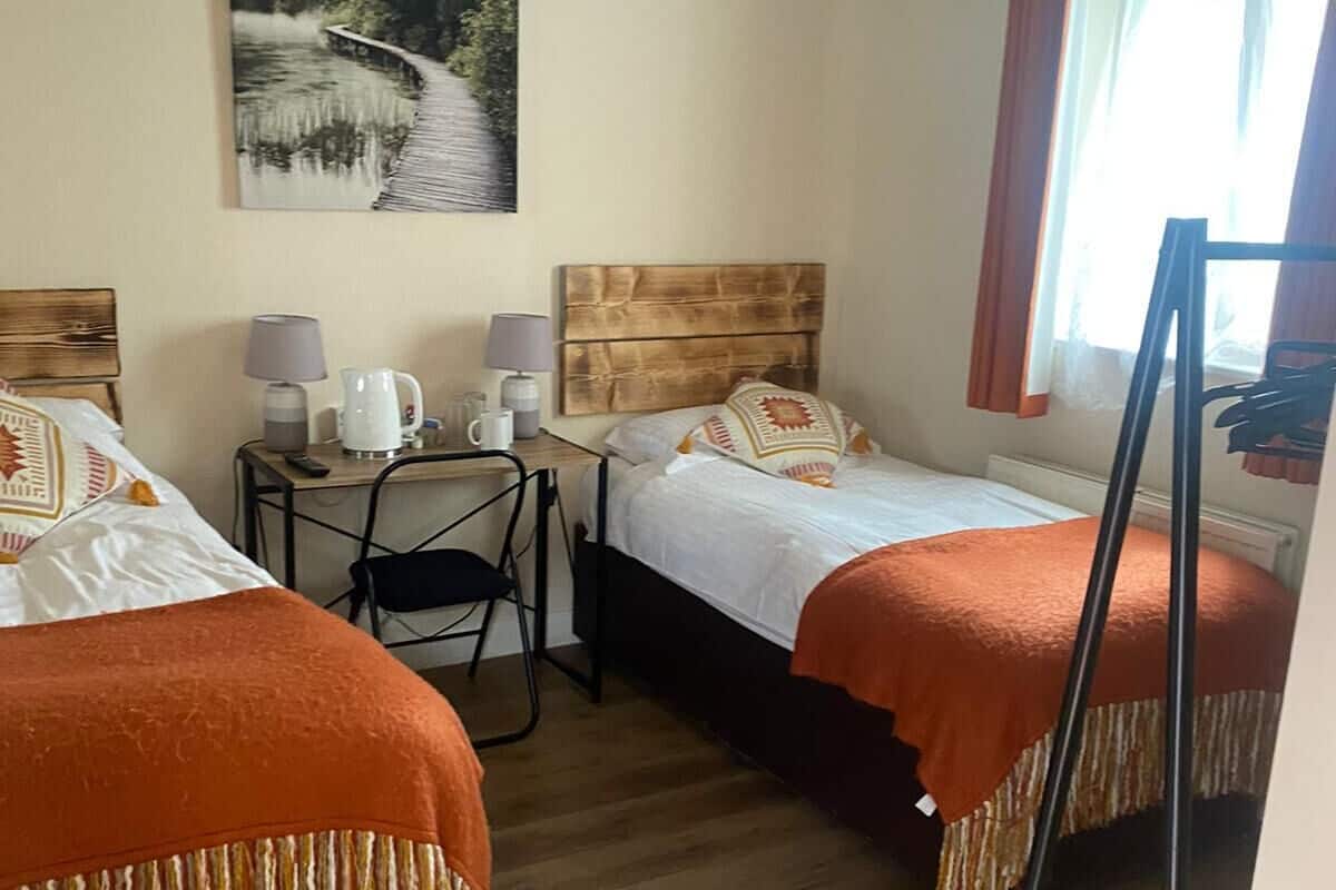 Comfort Twin Room