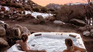 Idromassaggio all'aperto