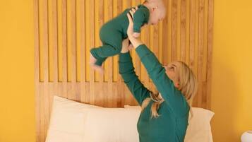 2 bedrooms, iron/ironing board, travel cot, WiFi