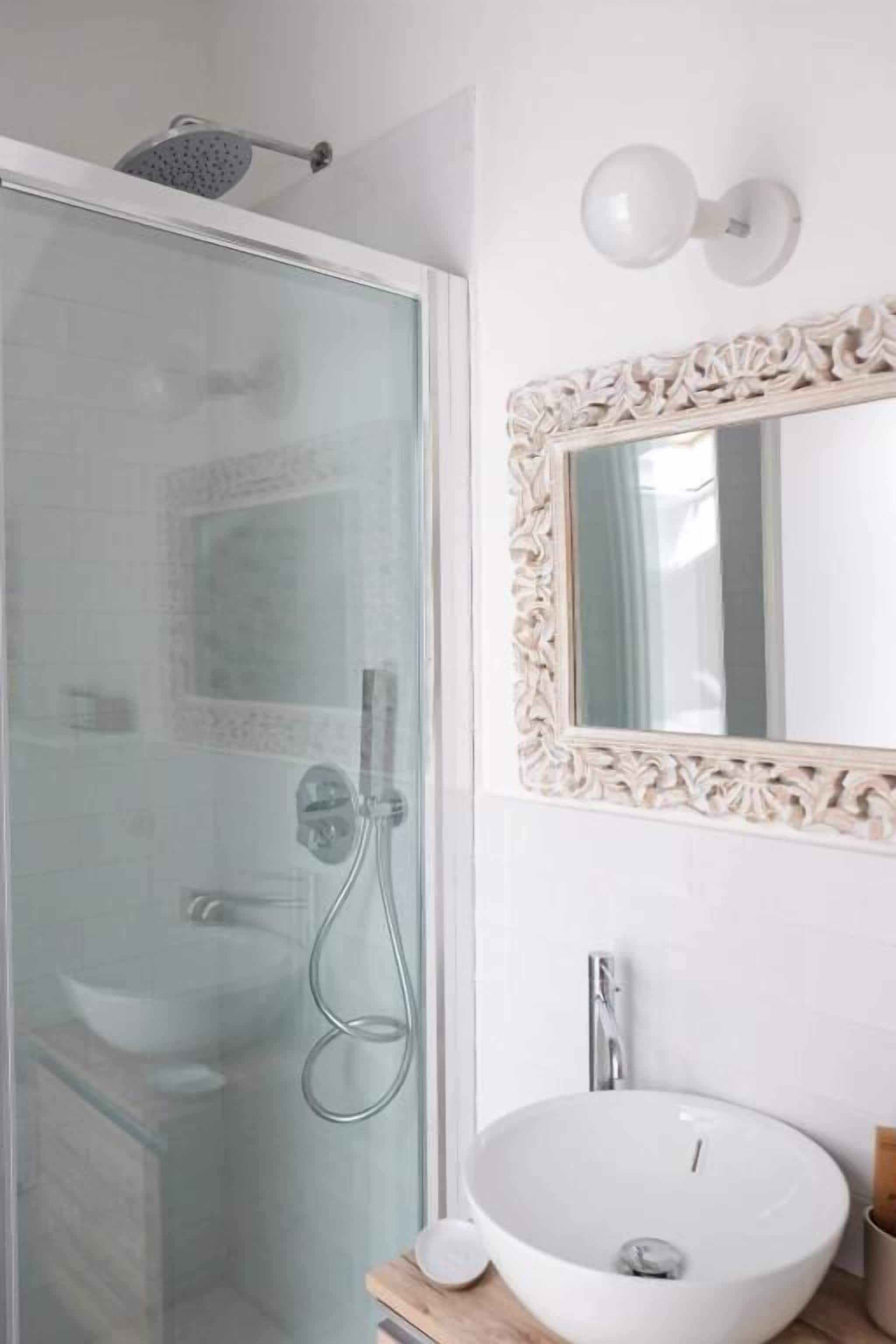 Giuseppe | Bagno | Doccia, set di cortesia gratuito, asciugacapelli, asciugamani