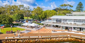 Outdoor dining - Nest on Nelson, 7 Nelson St - boat parking, Wi-Fi, games room (Nelson Bay)