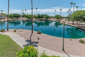 A heated pool - Superstition Lakes Condo, A+ Lake View, Gated Comm w/Htd POOL & Spa, Walk to Mall & Theater (Mesa)