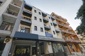 Front of property - Hotel Krishna Tower  (New Delhi)