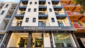 Unclassified image, 4 of 44, button - Mauryan Tower, Yashobhoomi (New Delhi)