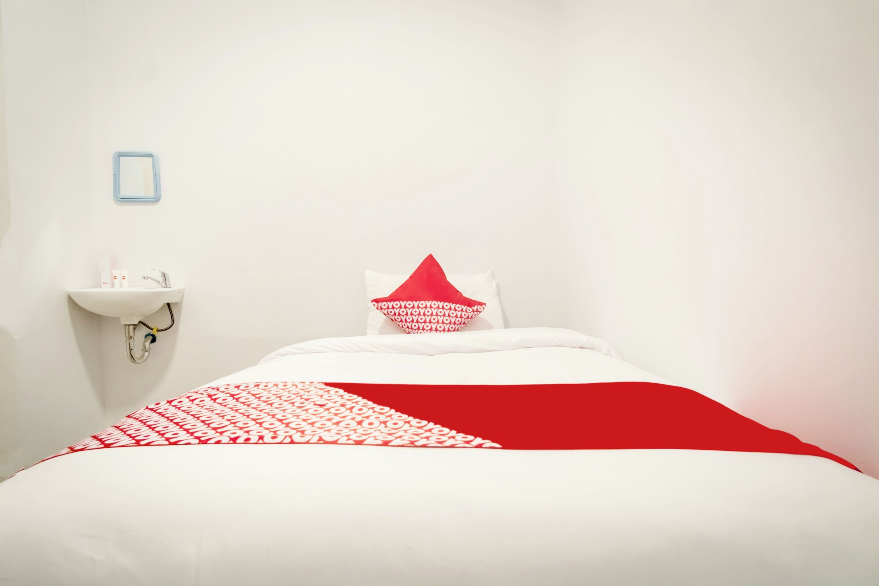 Photo - Hotel O Metropolitan Homestay Near Komplek Asia Megamas Medan