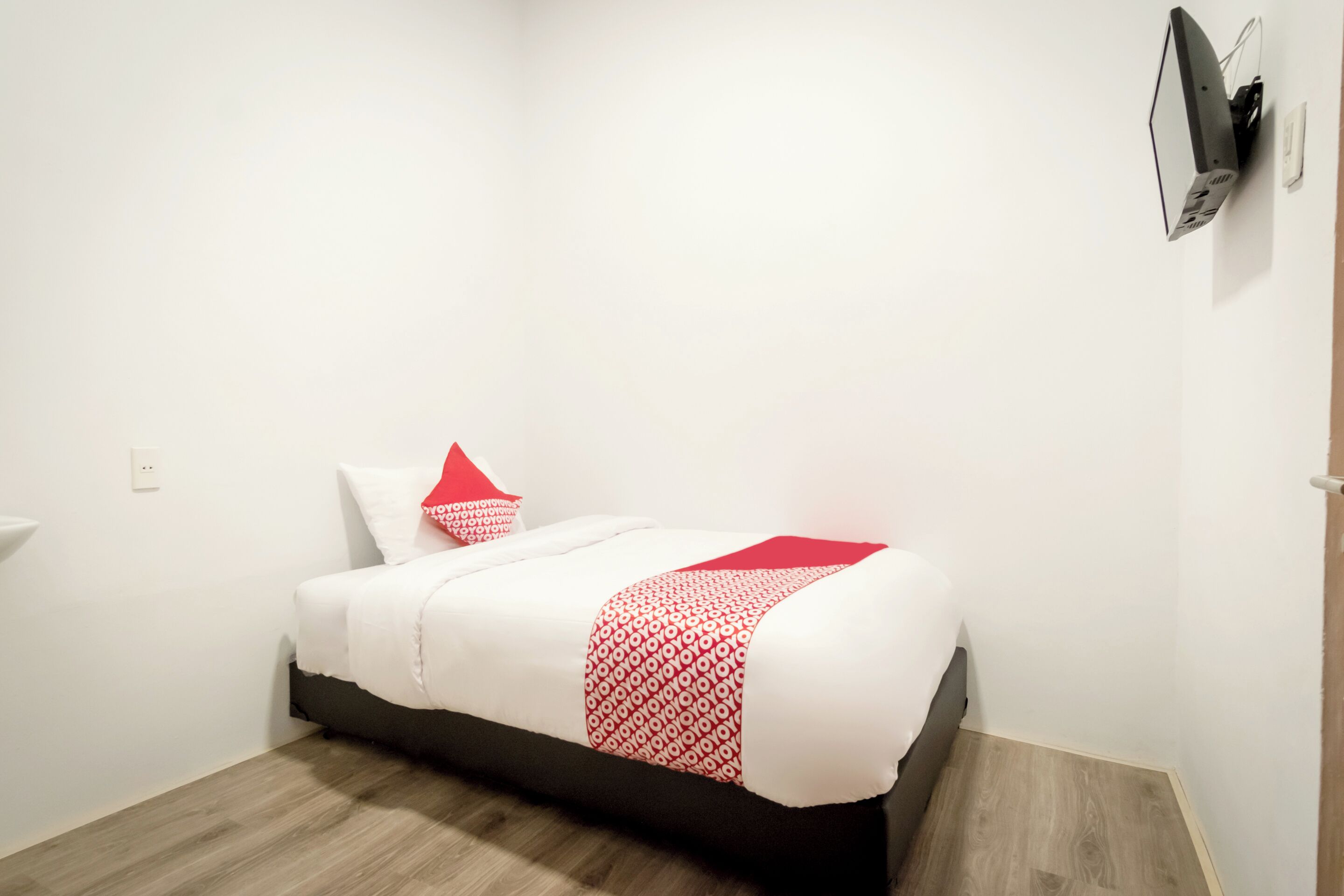 Photo - Hotel O Metropolitan Homestay Near Komplek Asia Megamas Medan