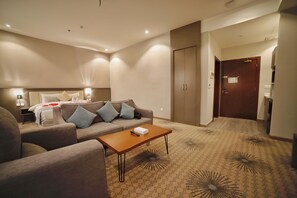 Premium bedding, blackout drapes, free WiFi, bed sheets -  Tabba Residential suites اجنحه طابه السكنيه (Madinah)