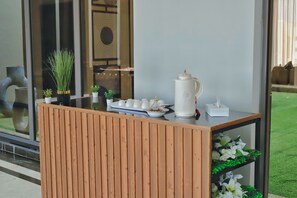 Coffee shop -  Tabba Residential suites اجنحه طابه السكنيه (Madinah)
