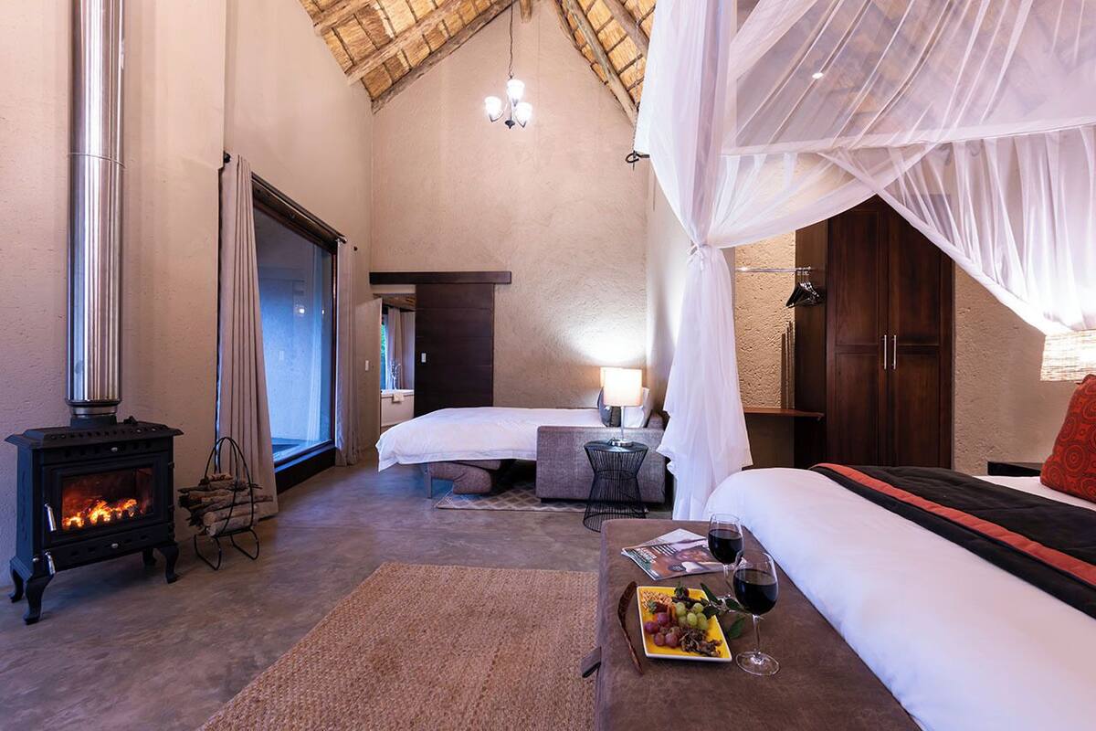 Luxury Room | Premium bedding, pillowtop beds, in-room safe, desk